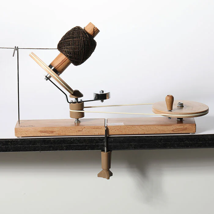 KnitPro Timber Ball Winder - Image 3