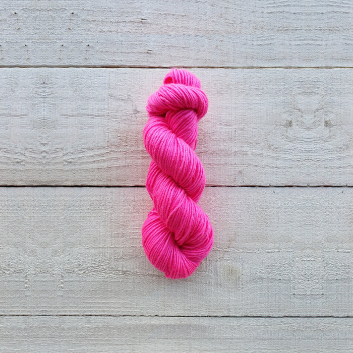 Manos Del Uruguay Silk Blend 8 Ply - Image 11