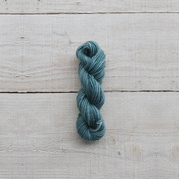 Manos Del Uruguay Silk Blend 8 Ply - Image 7