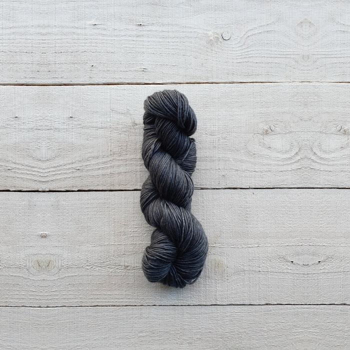 Manos Del Uruguay Silk Blend 8 Ply - Image 9