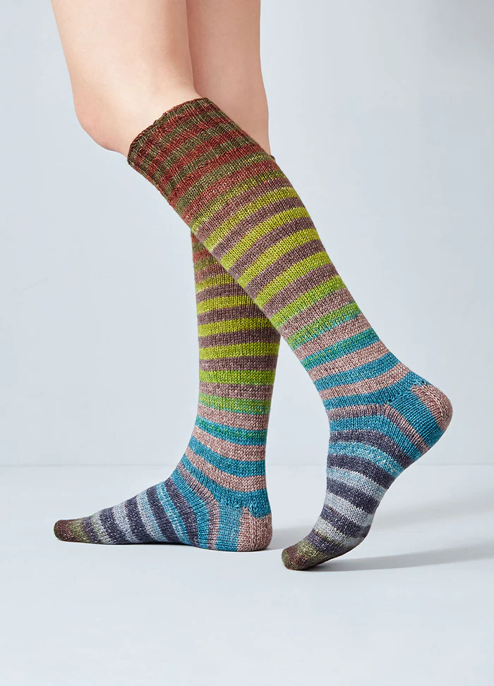 Urth Uneek Sock 4 Ply - Image 10